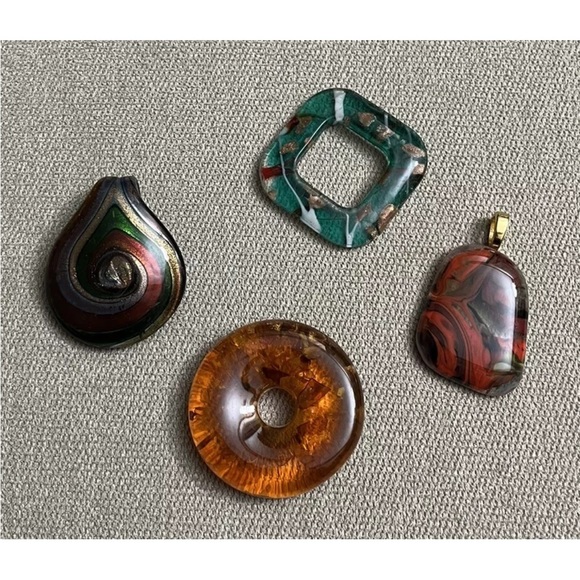 Murano Inspired Glass Pendants (lot of 4) Multicolored, Beautiful Condition - Picture 2 of 6
